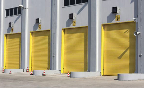 درب های رولر امنیتی مدرن با مقاومت در برابر آب و هوا نصب آسان و ویژگی های ایمنی PVC رنگارنگ و ضد بادی