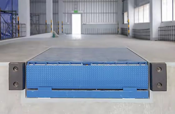 طول لب قابل تنظیم برقی بارگیری Dock Leveler با پودر پوشانده پایان و کنترل ایمنی
