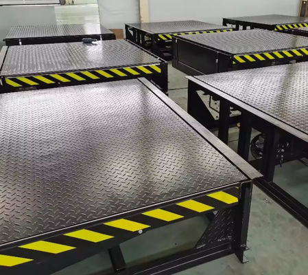 تنظیم قابلیتی برقی Dock Leveler با ویژگی های ایمنی در محل نصب کنترل دکمه فشار
