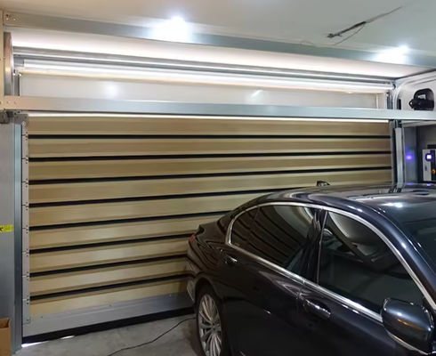 PLC کنترل سرعت درب مارپیچ آلومینیوم آلیاژ ساخت 0.8m / s سرعت باز کردن فلز صنعتی رول بالا درب