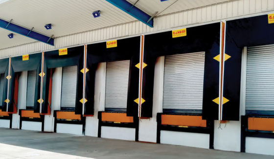 نصب آسان PVC پناهگاه درب بندر ارائه حفاظت در برابر عناصر سفارشی صنعتی