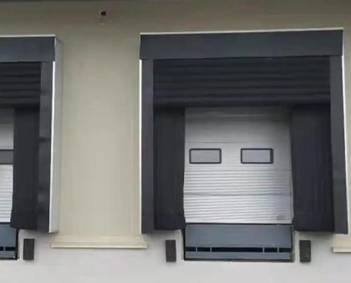 صنعتی نرم طرفی مکانیکی با دوام پارچه PVC سفارشی رنگ تنظیم شده سیستم بارگیری دری بندر برای کامیون
