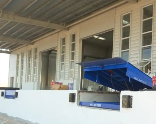 Heavy Duty New 3T Hydraulic Edge Dock Door Levelers Workshop Automatic Dock Plate 25000-40000LBS Safe Design