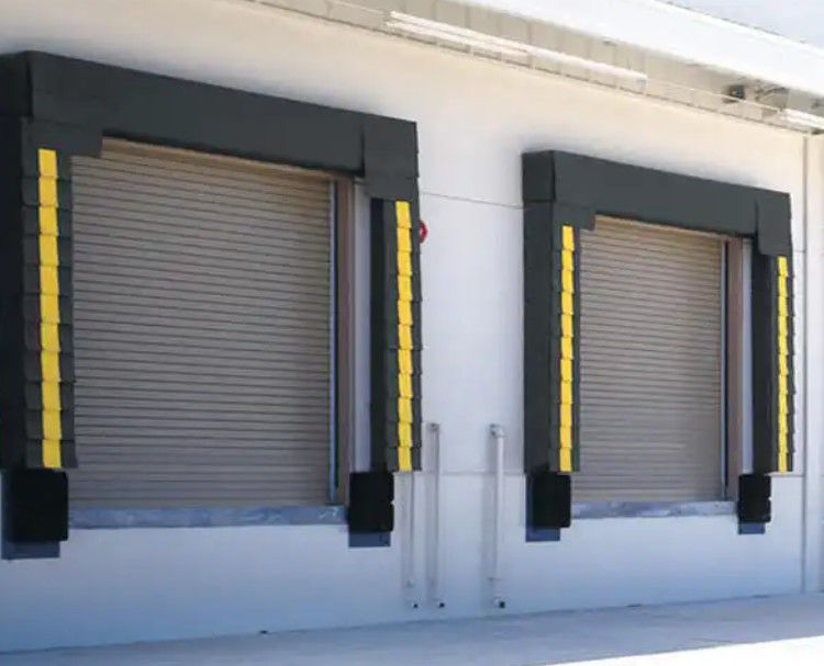سیاه کشش قابل ضد خرد کردن Dock دوامدار Pvc مدفوع مکانیکی وظیفه فولاد ساختار صنعتی قابل تنظیم بادکنک عایق بندی شده آبپاشه بند بند بسته بندی شده با سفارشی به عنوان سفارش