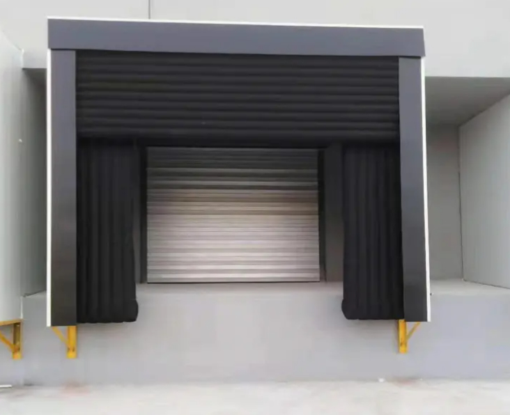 مقاومت عالی در برابر آب و هوا صنعتی قابل تنظیم عایق بندی هواپیمایی مهر و موم پناهگاه قفسه های پرتاب قابل گسترش بالش مهر و موم PVC برای انبار و کارگاه تامین کننده مواد